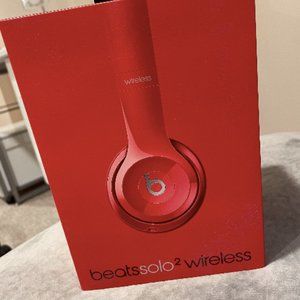 Beats Solo 2 Wireless Headphones
